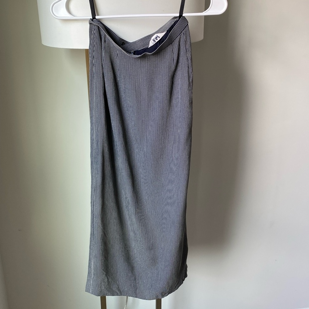 Anne Klein pencil skirt with side slit Sz S